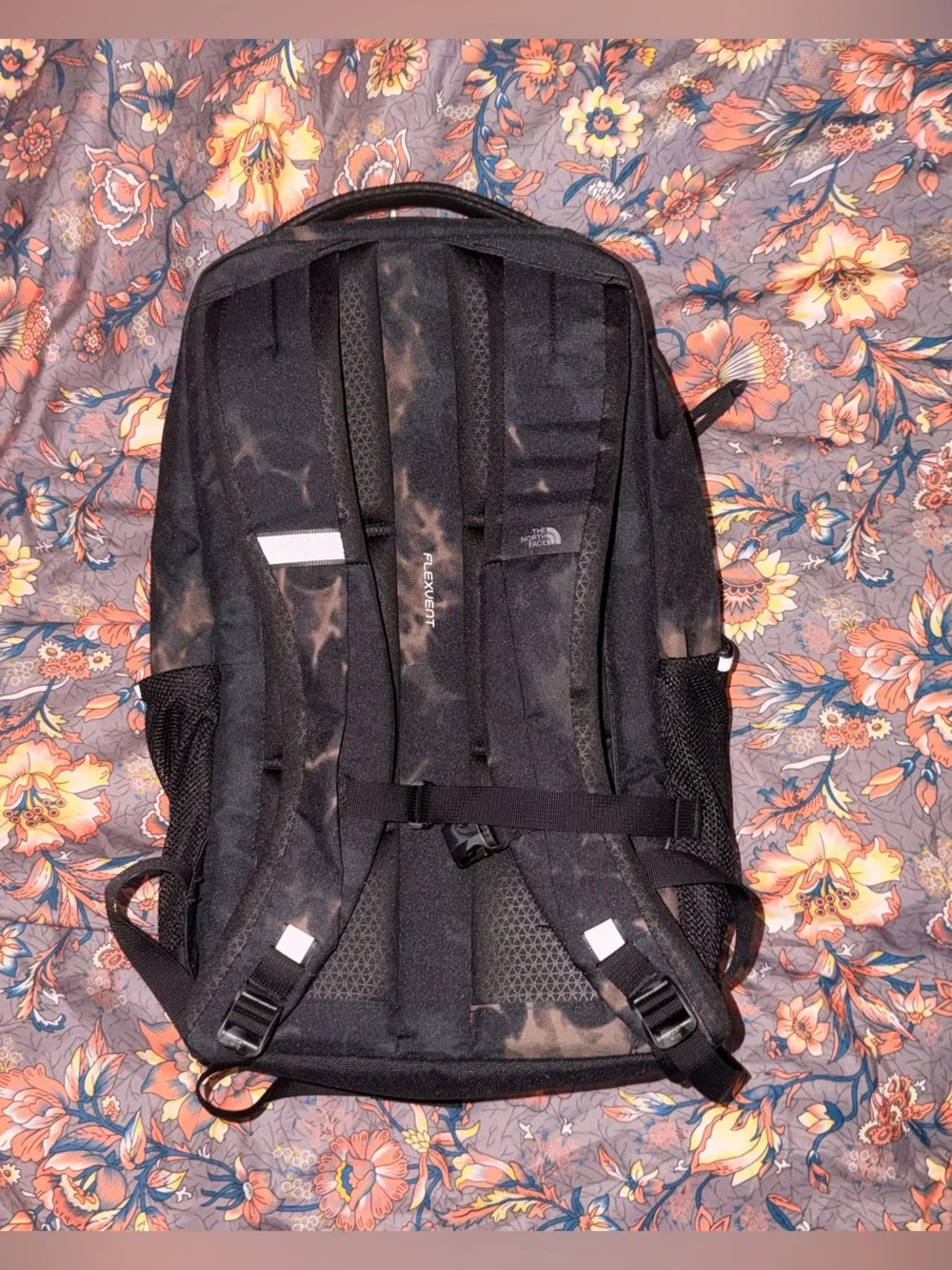 The north face- Jester backpack- 28L